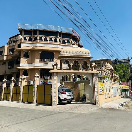 Empire Palace Hotel Udaipur Exterior foto
